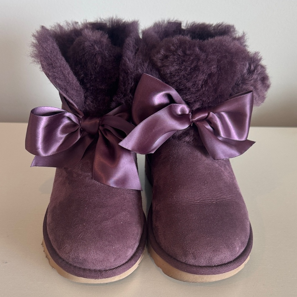 UGG Women's Ankle Boots in Plum with Satin Bow - Picture 10 of 10